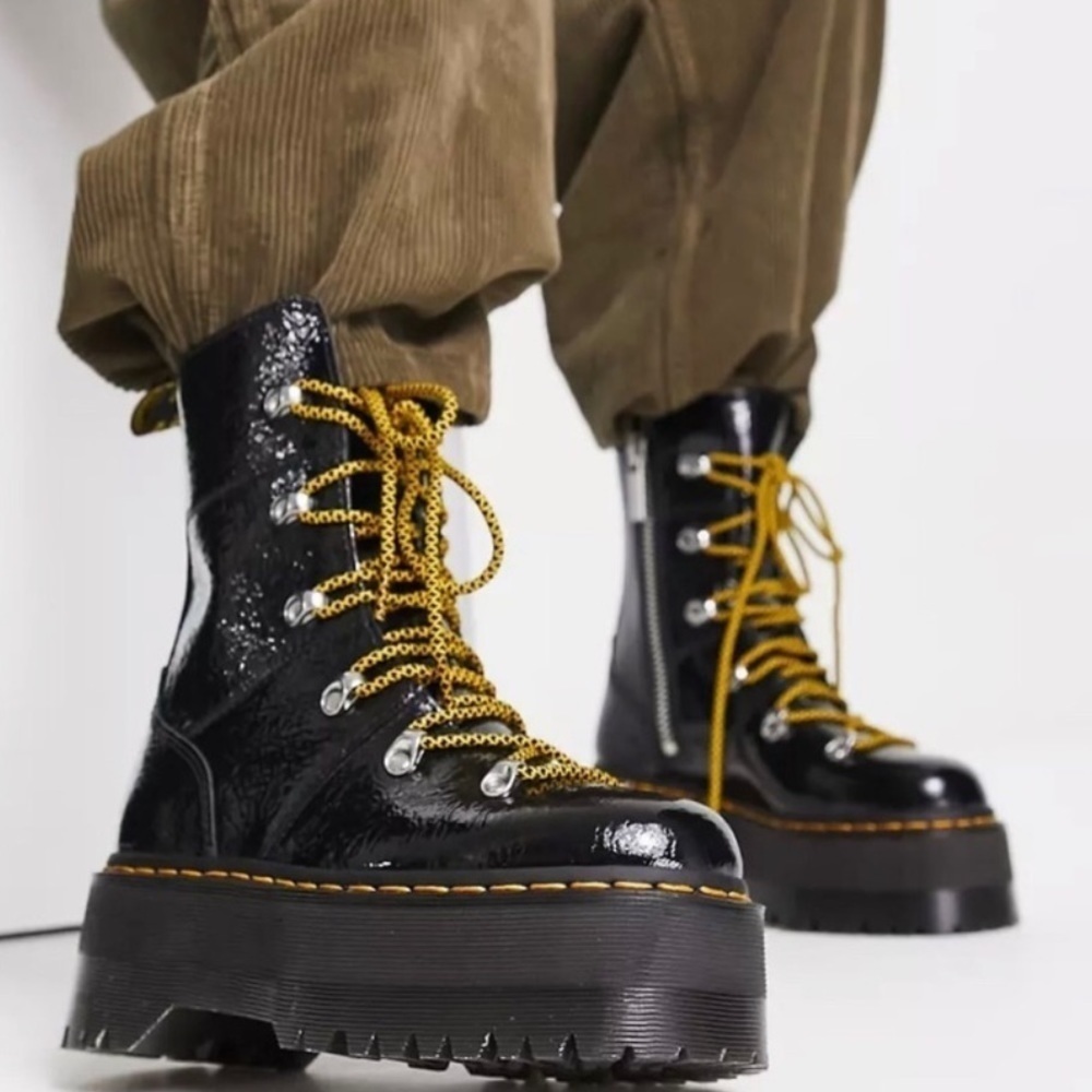 Dr. Martens platform Ghilana Max
